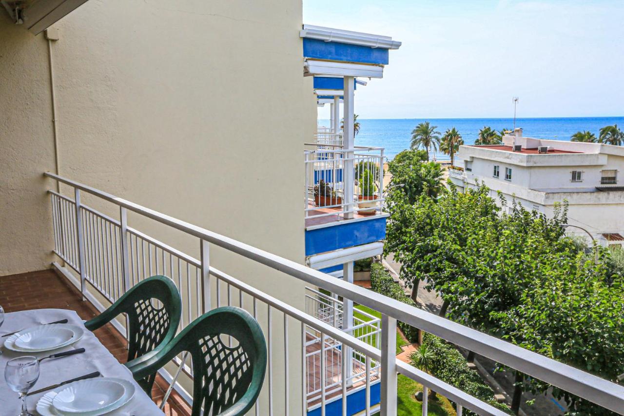 Coral - Only Families Apartment Cambrils Exterior photo